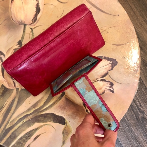 Beautiful Pink HOBO Wallet 💞 - Picture 12 of 13